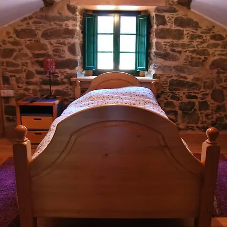 Casa As Naveiras *